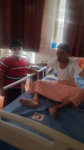 Visit to Aastha Old Age Hospital by Birthday Students (4)