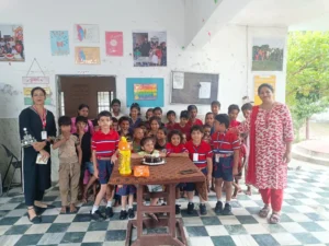 Visit to Sri Ram Audhyogic Anathalaya img (1)